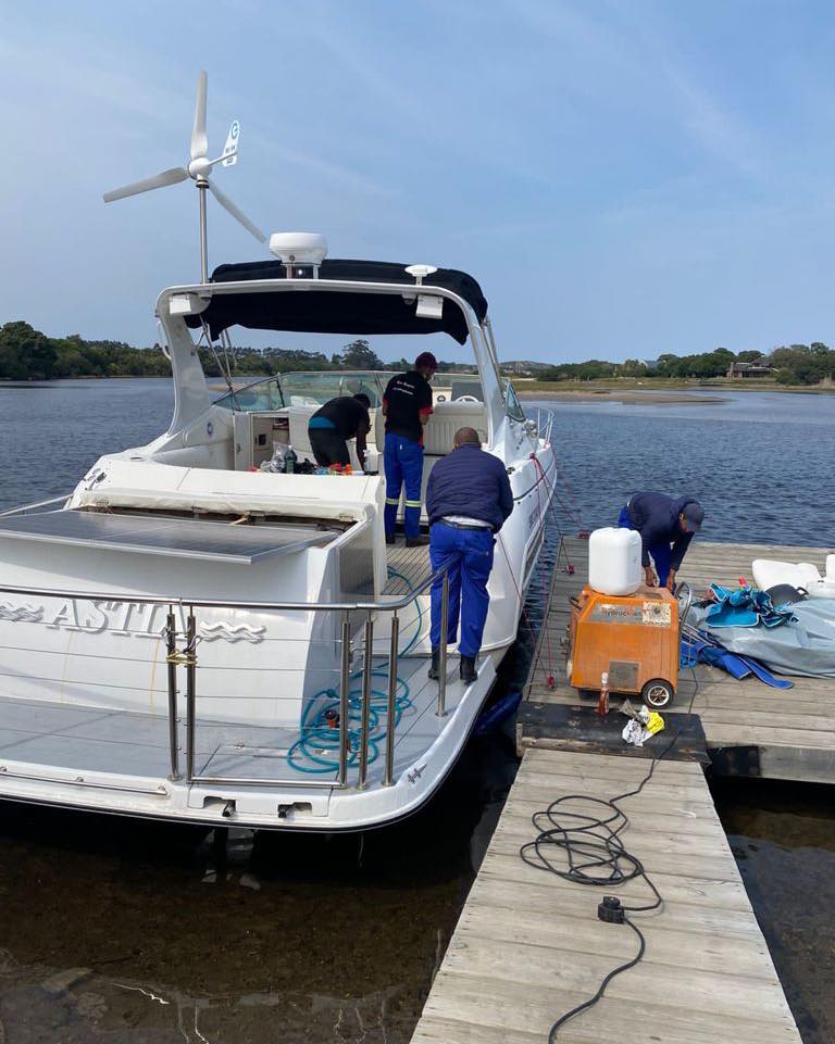 Plett Carpet Cleaners boat cleaning