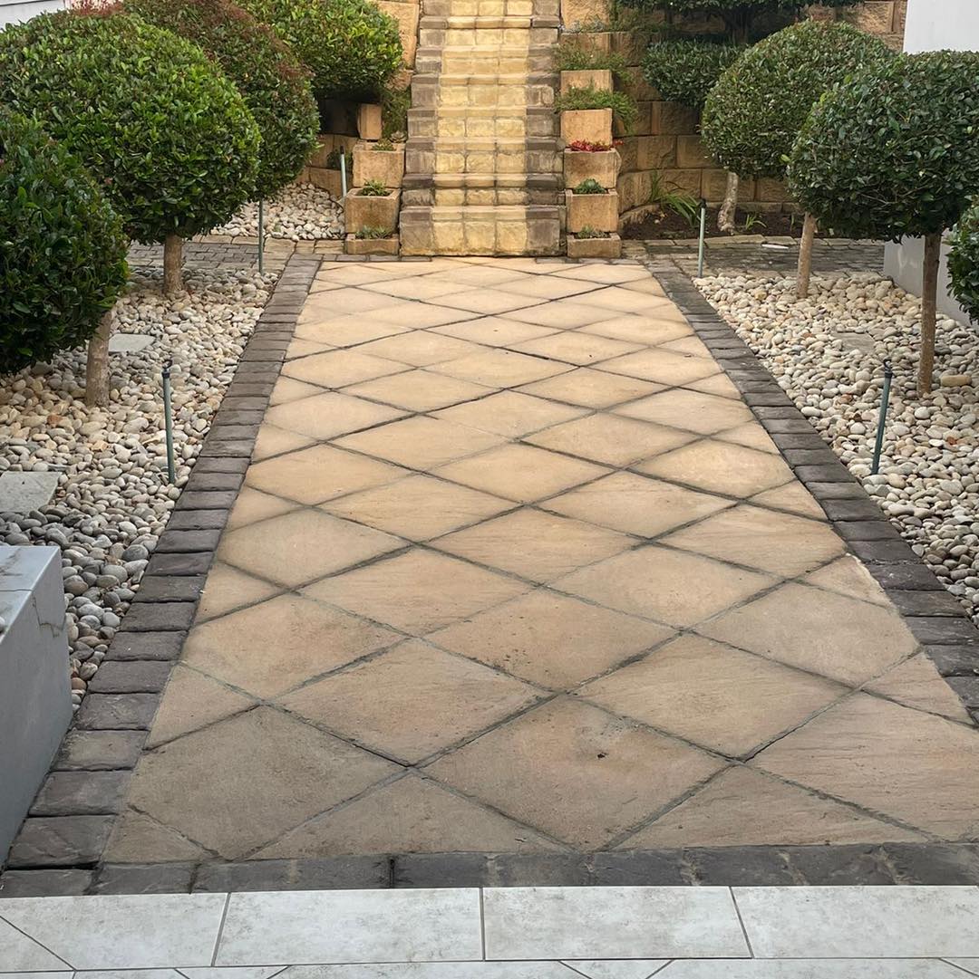 Plett Carpet Cleaners paving tile cleaning
