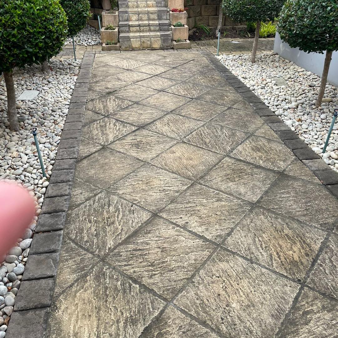 Plett Carpet Cleaners paving tile cleaning
